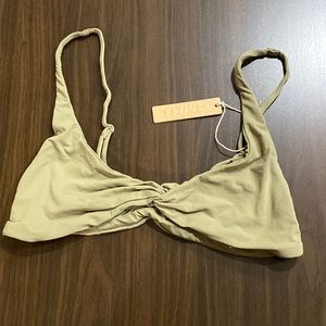 Skims fits everybody skimpy scoop bralette